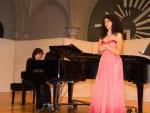 il Duo Eleonora Caliciotti-Giovanni Valle mentre esegue "Mater Dei" di Francesco Marino